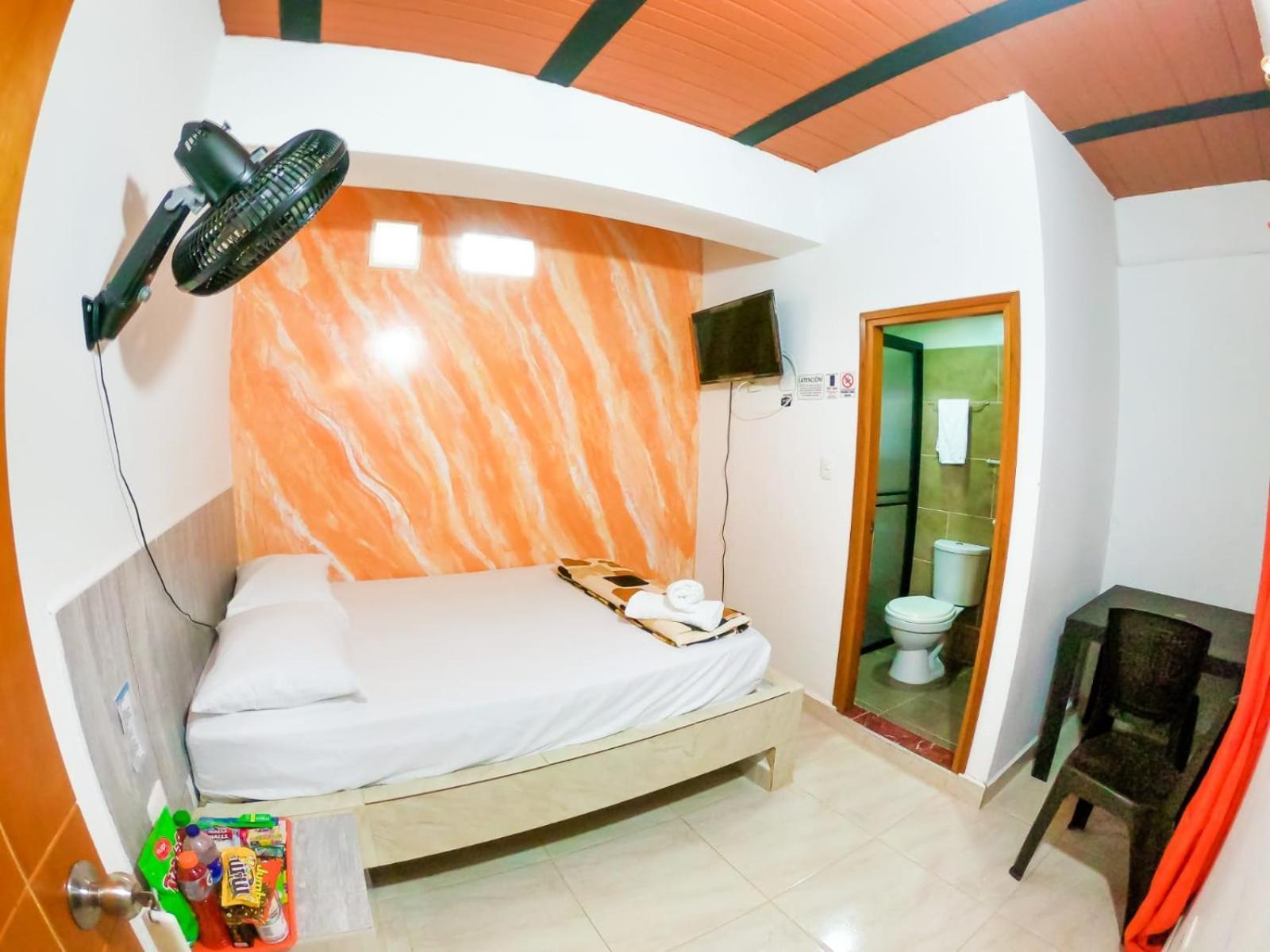 Hotel Jireh - San Carlos Ant Buitenkant foto